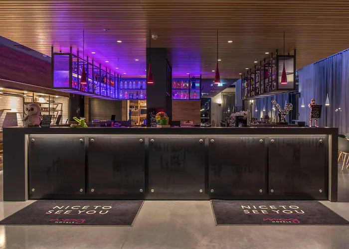 Moxy Frankfurt Airport Hotel Frankfurt am Main