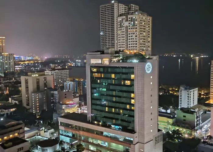 Birch Tower Aparthotel Manila