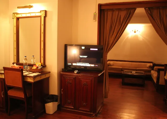 J'S Inn New Delhi