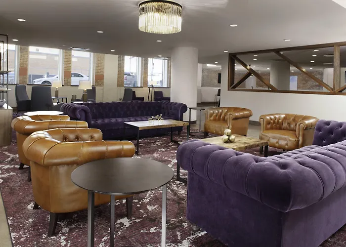 Fairfield Inn & Suites By Marriott Dallas Downtown