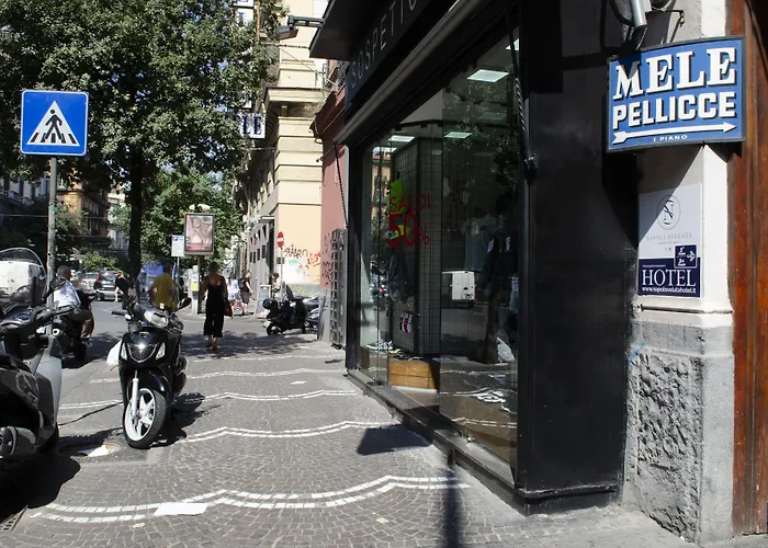 Napoli Svelata Hotel