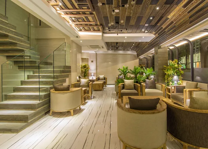 Samann Grand Hotel Male