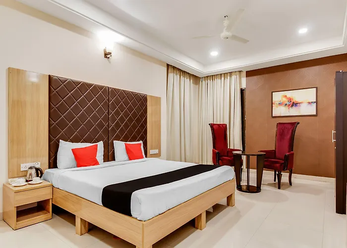 Capital O 19666 Hotel Solitaire Nagpur