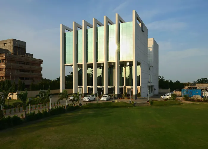 Hotel Sandy'S Tower Bhubaneswar