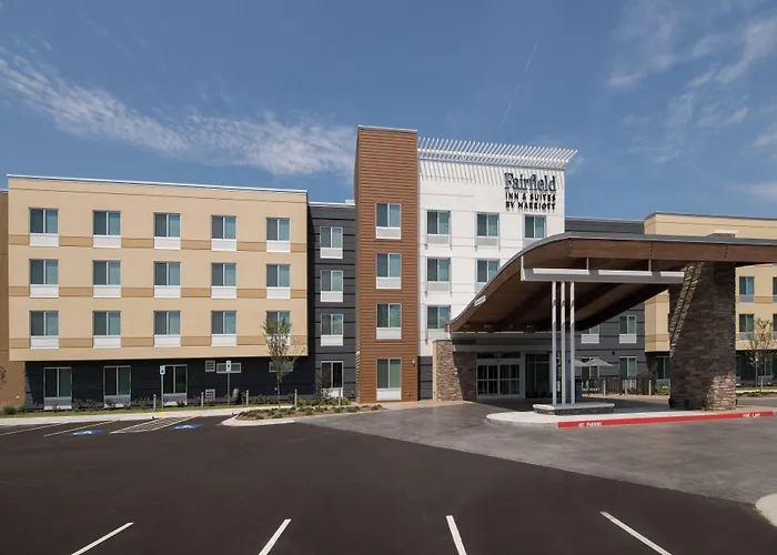 Fairfield Inn & Suites By Marriott Little Rock Airport