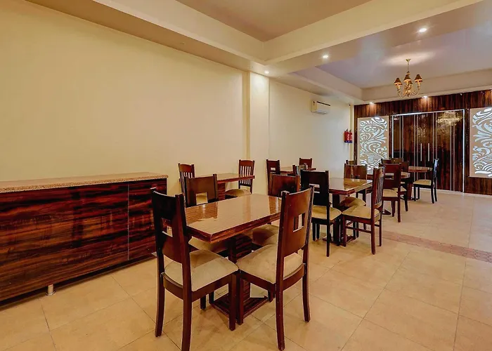 Hotel O Golden King New Delhi