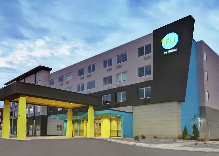 Tru By Hilton Springfield Downtown Hotel