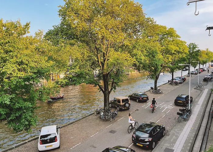 Canal View Stay Amsterdam