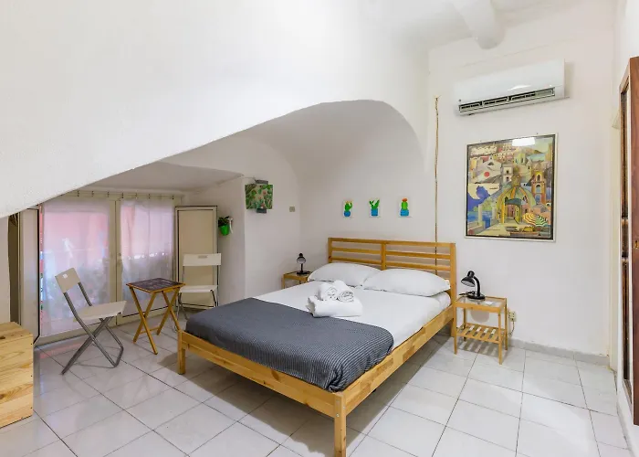 Double Room At Historical Palazzo Spinelli Naples