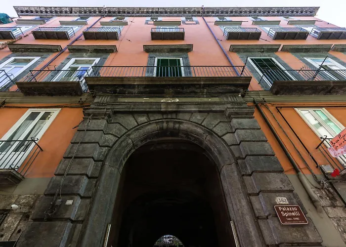 Double Room At Historical Palazzo Spinelli Naples