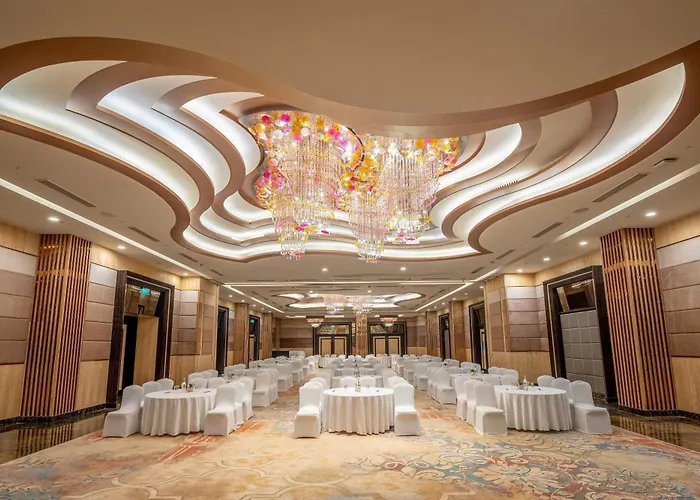 Radisson Red Indore