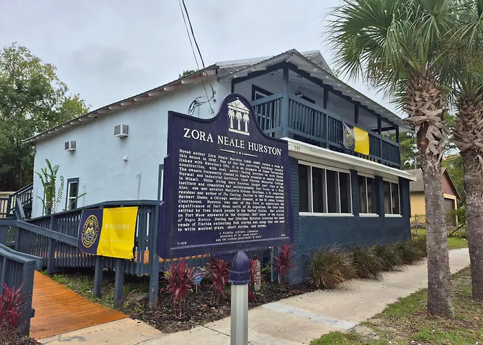 Zora'S Sojourn Hotel St. Augustine
