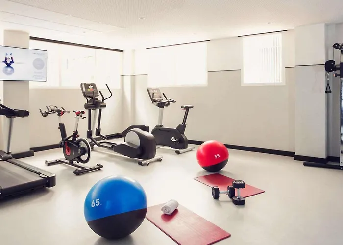 Pullman Madrid Airport & Feria Hotel