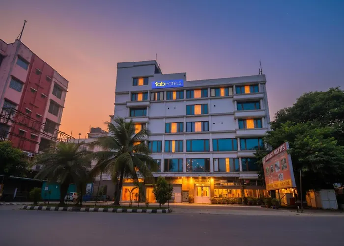 Fabhotel Raj Darbar - Nr Kolkata Airport