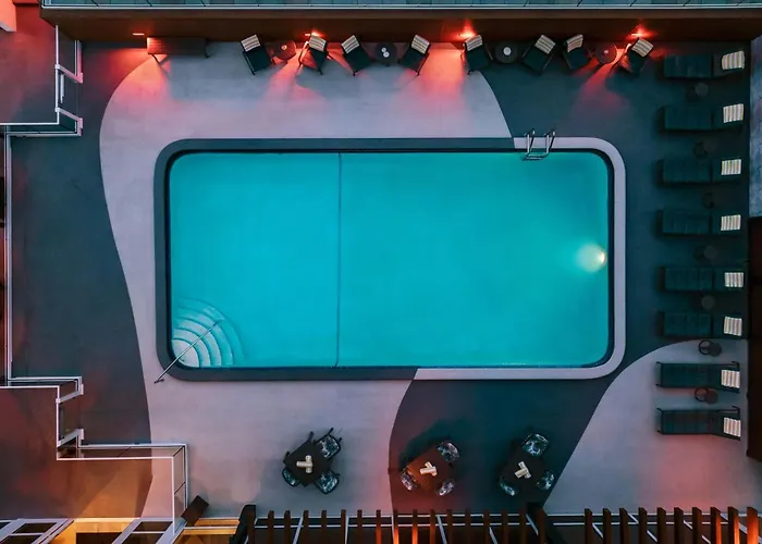 Courtyard By Marriott Oceanside Fort Lauderdale Beach