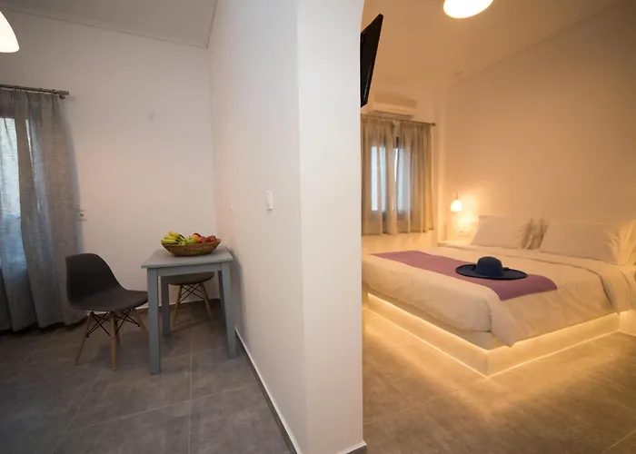 Markakis Studios Fira Town