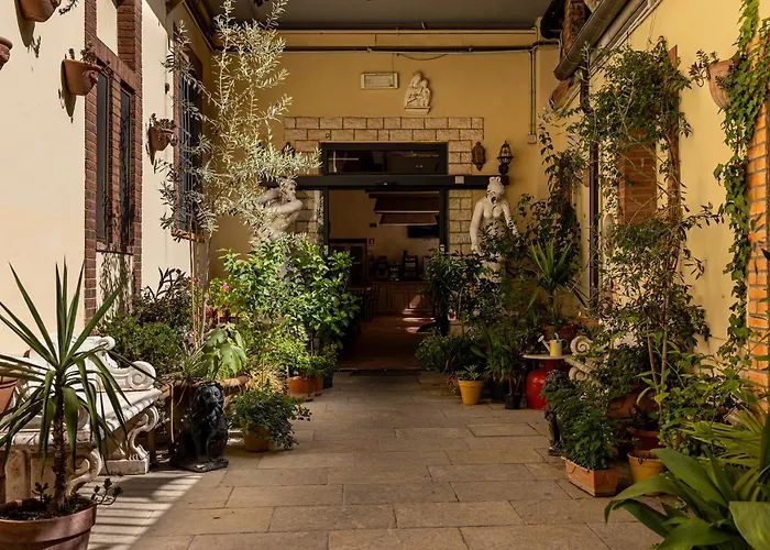 Hostel Archi Rossi Florence