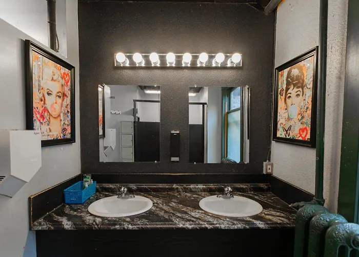 The Cambie Hostel Gastown Vancouver