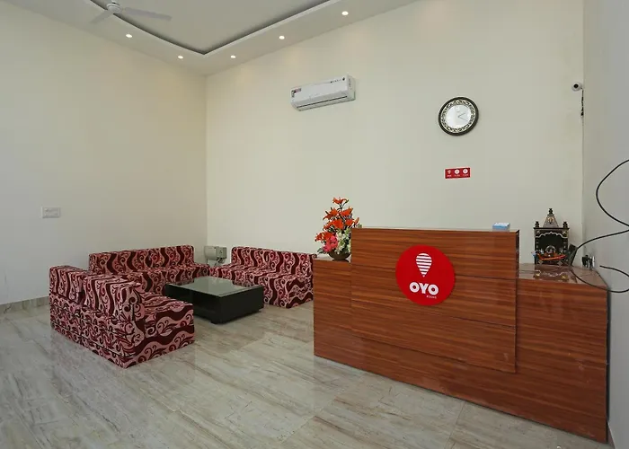 Oyo 11340 Hotel Lakshmi Palace New Delhi