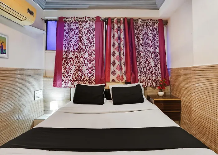 Hotel O Kanchan Palace Ahmedabad