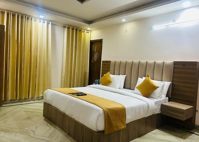 Hotel Vasudha Inn-Near International Airport Delhi New Delhi