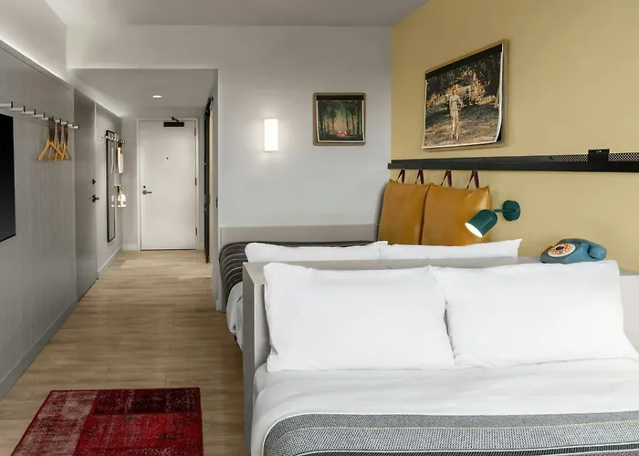 Moxy Springfield Downtown Hotel