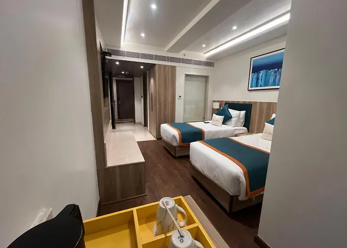 Zone Connect By The Park Prayagraj Hotel