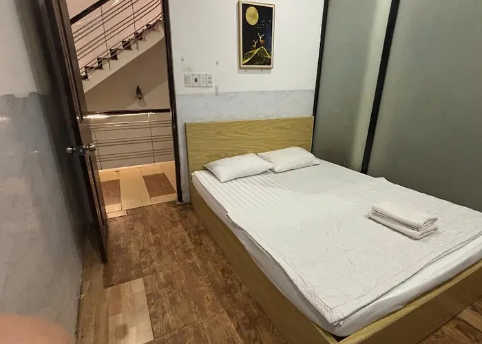 95 Lam Son Hotel - Near Tan Son Nhat Airport Ho Chi Minh City