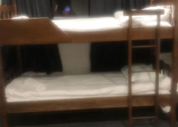 3 Bunks Beds And 1 Sofa Bed Room, 57 Pavilion Drive Auckland