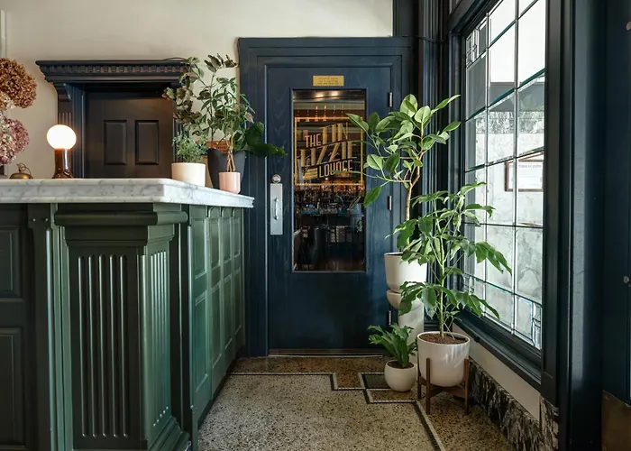 Marqueen Hotel - Newly Renovated Seattle