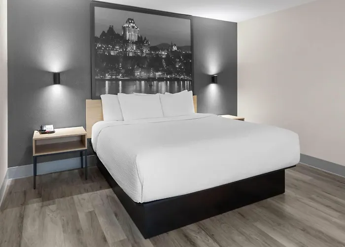 Super 8 By Wyndham Quebec City