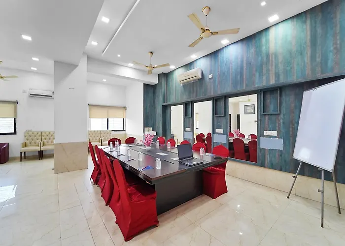 Palette Orient Hotel & Convention Centre By Checkin, Nagpur