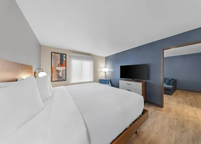 Everhome Suites Ontario