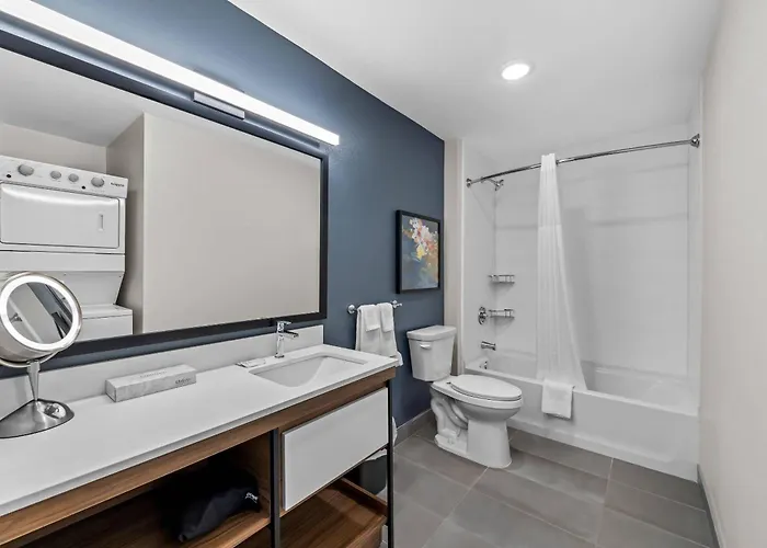 Everhome Suites Ontario