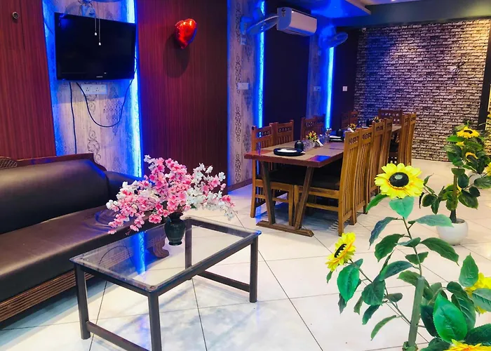 Hotel Parag Inn Lucknow