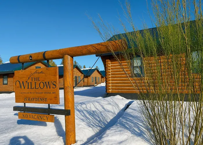 The Willows Cabins West Yellowstone
