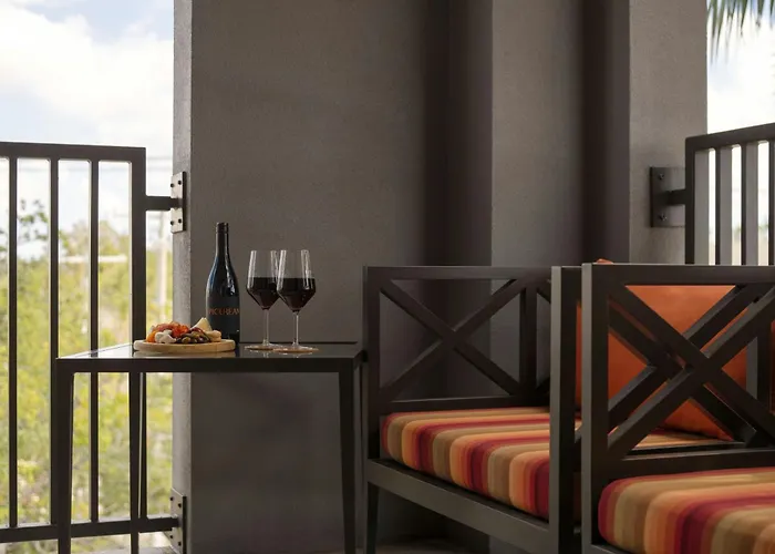 Epicurean Hotel, Autograph Collection Tampa