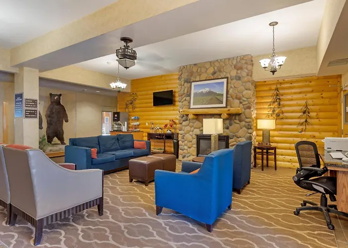 Comfort Suites Anchorage International Airport