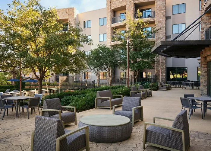 Courtyard By Marriott Fort Worth At Alliance Town Center