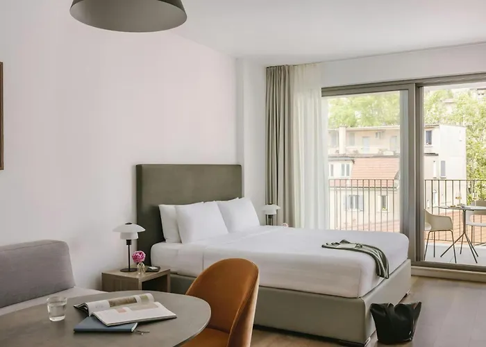 Numa Milan Montenero