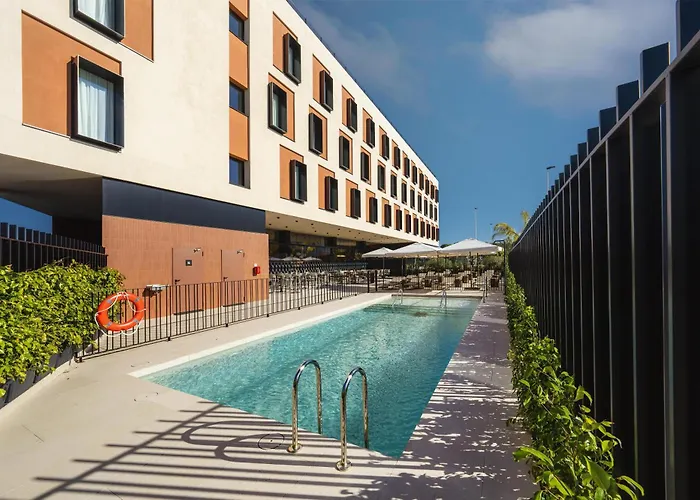 Hampton By Hilton Alicante Airport