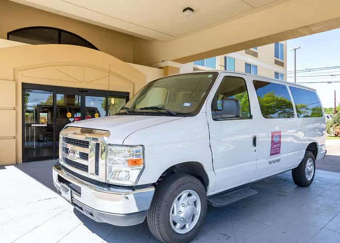 Austin Hotels Near the Airport