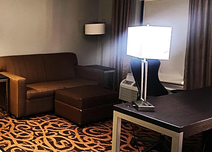 Baymont By Wyndham Midland Tx Hotel