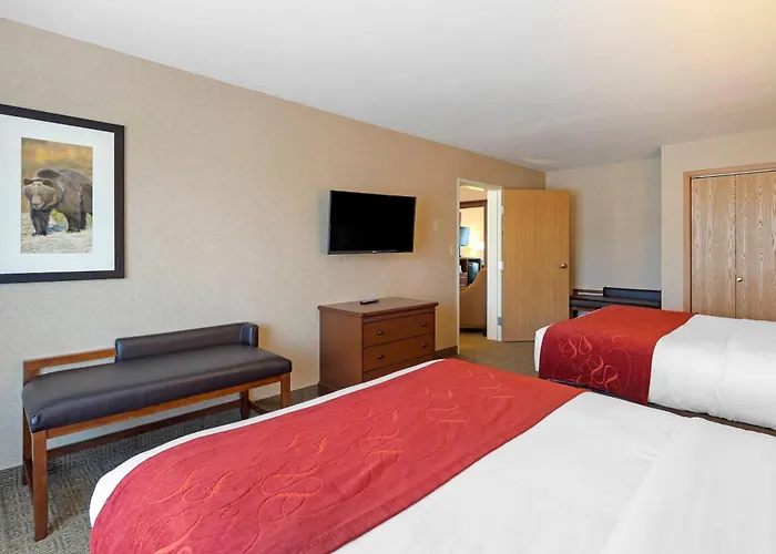 Comfort Suites Anchorage International Airport
