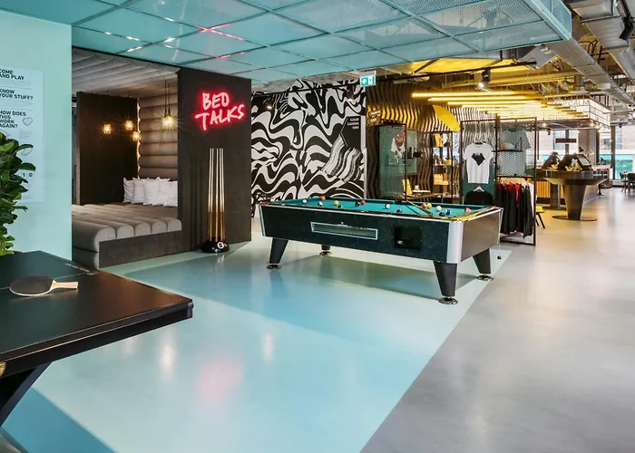 The Social Hub Amsterdam West 4 Star Hotel