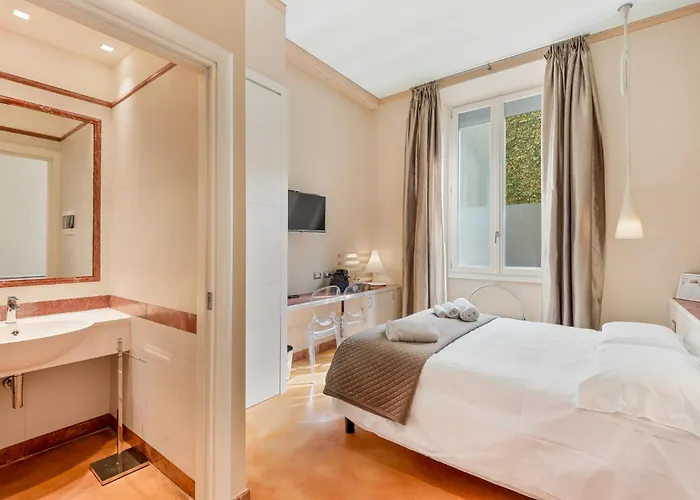 Aurora Garden Lodging - Rooms & Apartment Florence