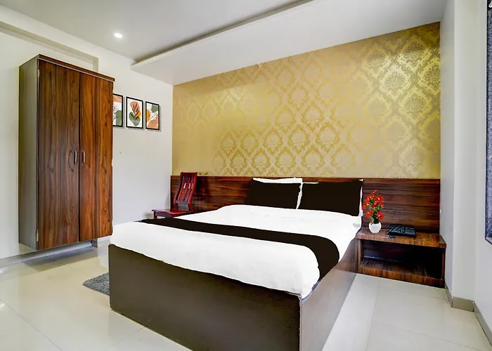 Super Townhouse Godavari Riverbank Formerly Shanti Datta Inn Nashik