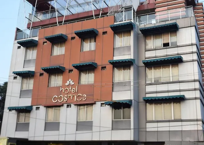 Hotel Cosmos Lucknow