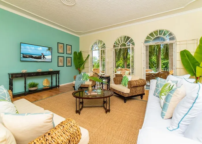 Summerhill Villa 9Br Montego Bay Retreat