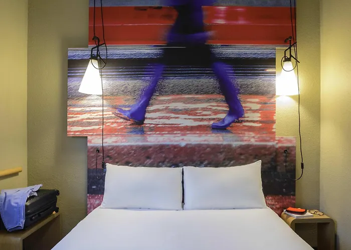 Ibis Milano Centro Hotel